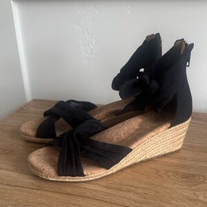 UGG Black Fabric Jute Wedge Sandals with Cork Insoles Casual Vacation Size 7.5